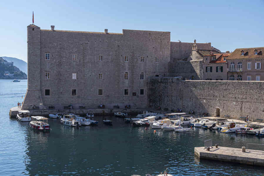 Croacia - Dubrovnik 065 - murallas de Dubrovnik - fortaleza de San Juan.jpg